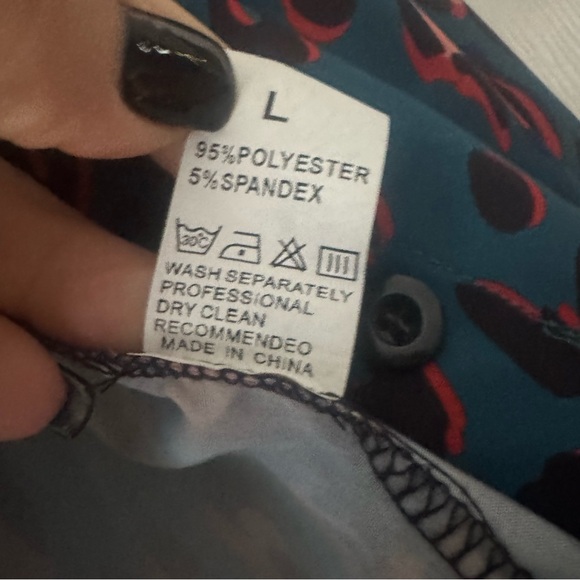 Button Up Leopard Print Collared Shirt - Picture 4 of 4